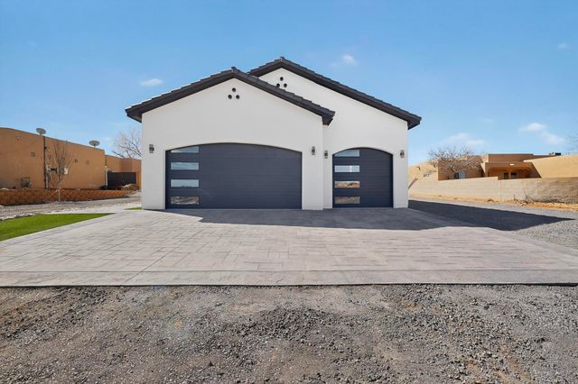 6030 Miller Road NE, Rio Rancho, NM 87144