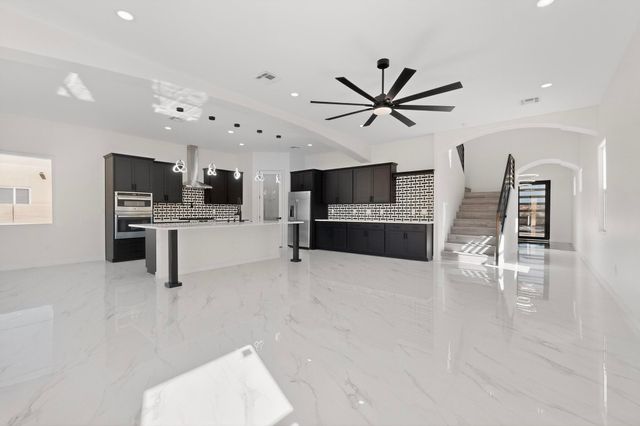 6030 Miller Road NE, Rio Rancho, NM 87144