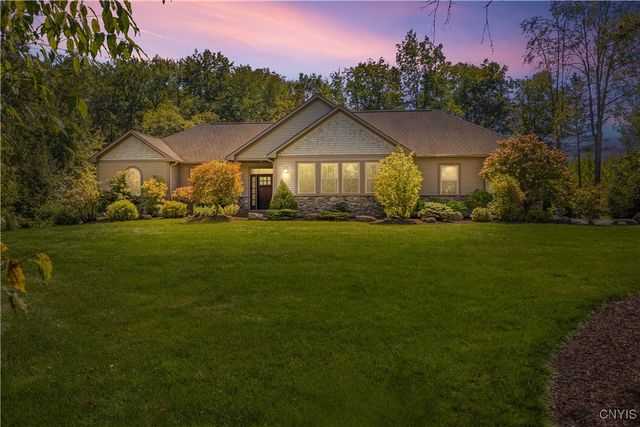 4350 Chickadee Circle, Onondaga, NY 13215