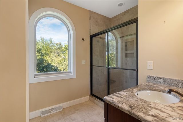 4350 Chickadee Circle, Onondaga, NY 13215