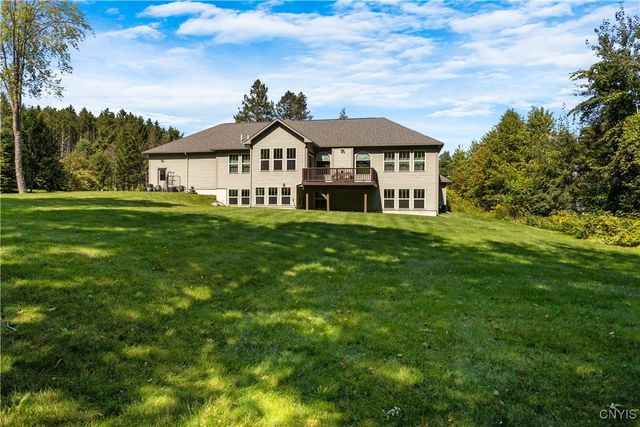 4350 Chickadee Circle, Onondaga, NY 13215