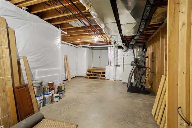 4350 Chickadee Circle, Onondaga, NY 13215