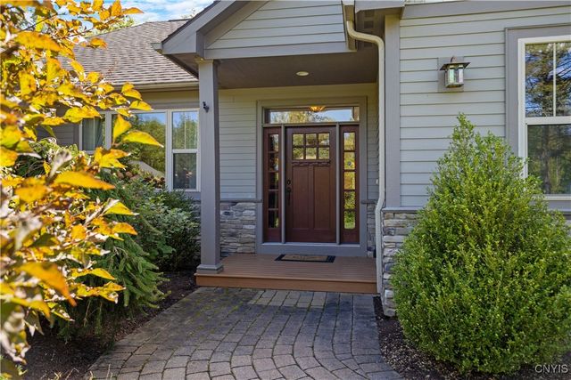 4350 Chickadee Circle, Onondaga, NY 13215