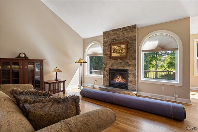 4350 Chickadee Circle, Onondaga, NY 13215