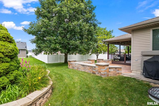 2809 Covered Wagon Trail, Springfield, IL 62711