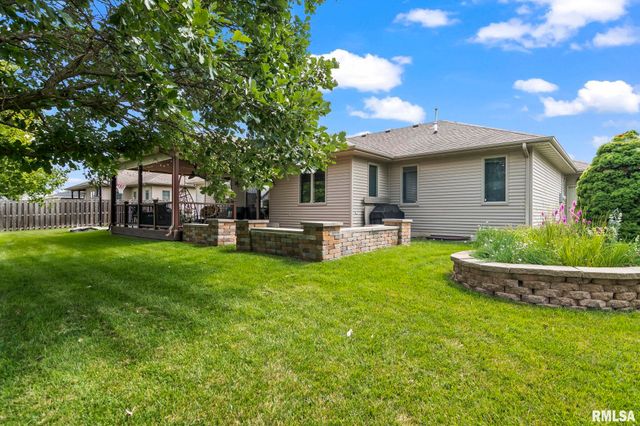 2809 Covered Wagon Trail, Springfield, IL 62711
