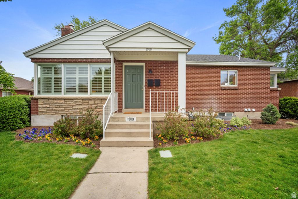1919 E STRATFORD AVE, Salt Lake City, UT 84106