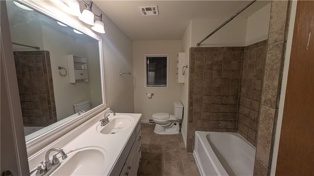 117 N Cynthia Avenue, Farmington, AR 72730