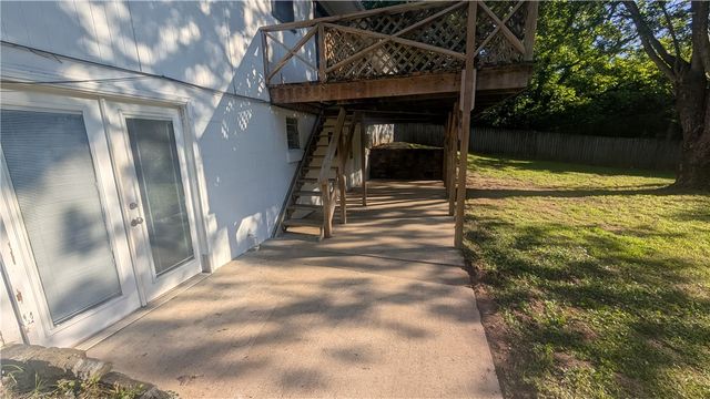 117 N Cynthia Avenue, Farmington, AR 72730