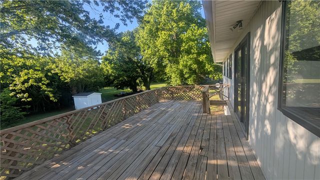 117 N Cynthia Avenue, Farmington, AR 72730