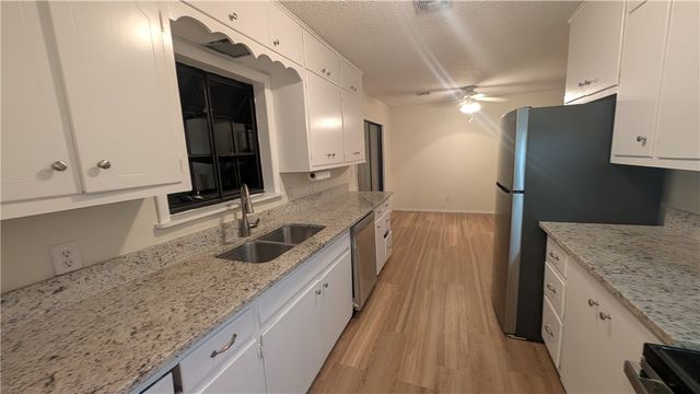 117 N Cynthia Avenue, Farmington, AR 72730