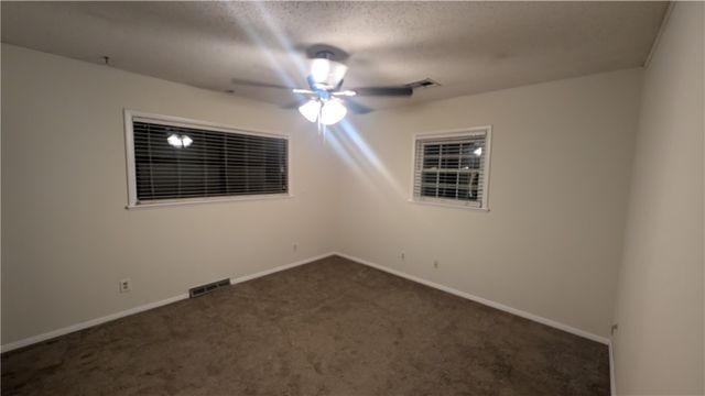 117 N Cynthia Avenue, Farmington, AR 72730
