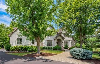 6918 Inverway Drive, Lakewood, IL 60014