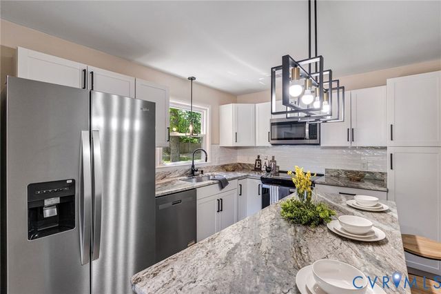 2206 Seminole Ave, Chester, VA 23831