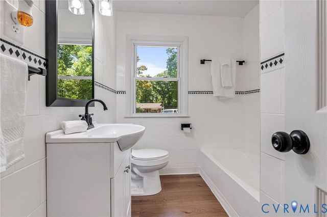 2206 Seminole Ave, Chester, VA 23831