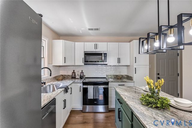 2206 Seminole Ave, Chester, VA 23831