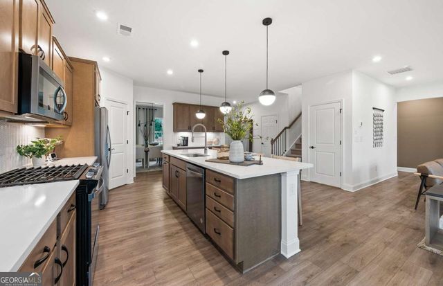 6120 Marigold Way, Atlanta, GA 30349