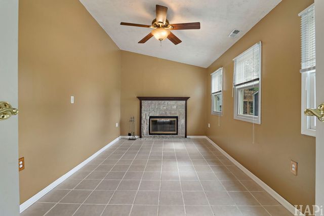 3612 Hale Lane, Island Lake, IL 60042
