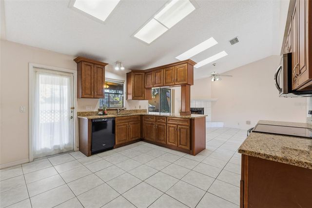 3179 MAPLE RUN, Kissimmee, FL 34744