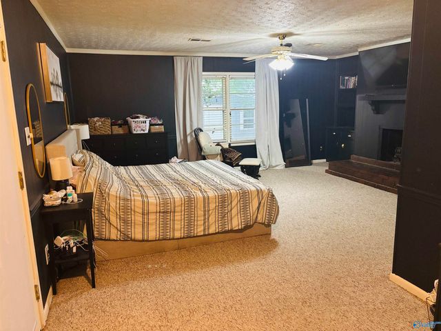 2016 Noccalula Road, Gadsden, AL 35904