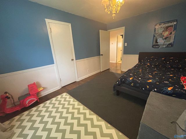 2016 Noccalula Road, Gadsden, AL 35904