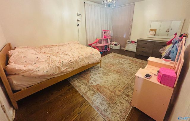 2016 Noccalula Road, Gadsden, AL 35904