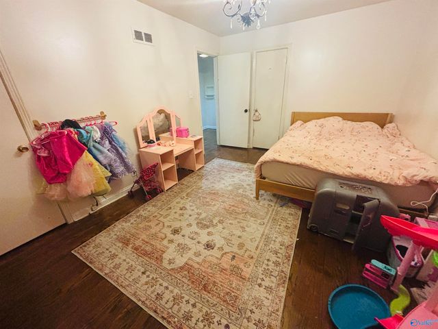 2016 Noccalula Road, Gadsden, AL 35904