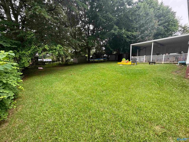 2016 Noccalula Road, Gadsden, AL 35904