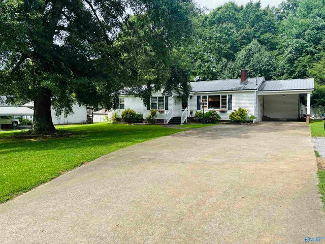 2016 Noccalula Road, Gadsden, AL 35904