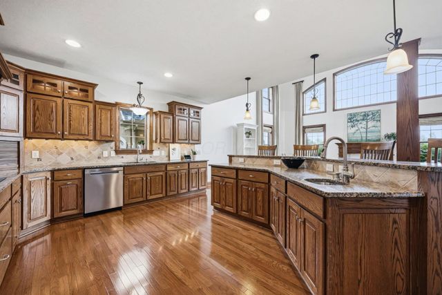 16725 Raintree Drive, Marysville, OH 43040