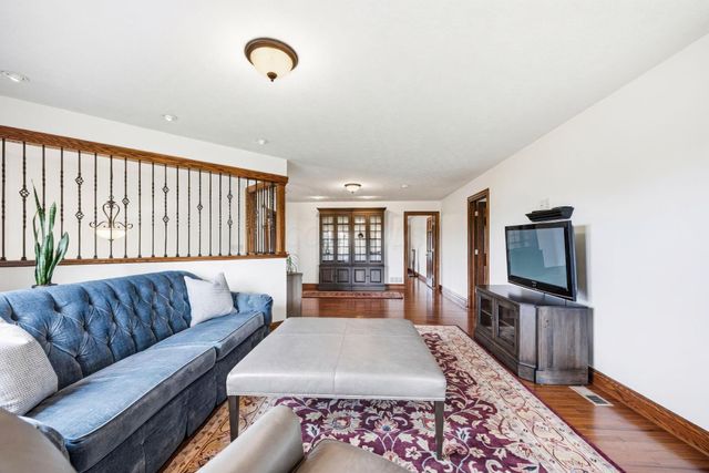 16725 Raintree Drive, Marysville, OH 43040