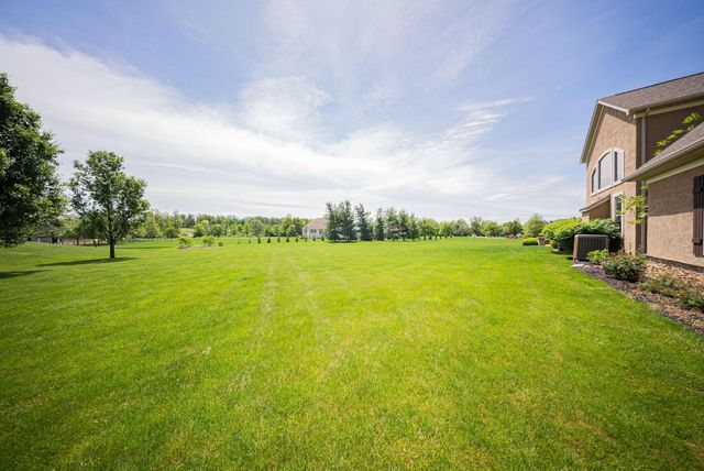 16725 Raintree Drive, Marysville, OH 43040