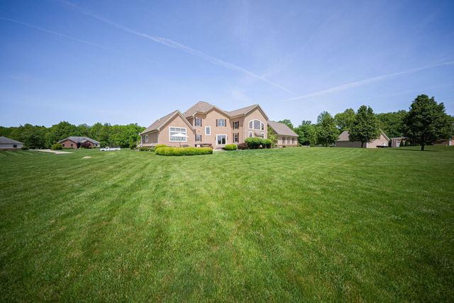 16725 Raintree Drive, Marysville, OH 43040