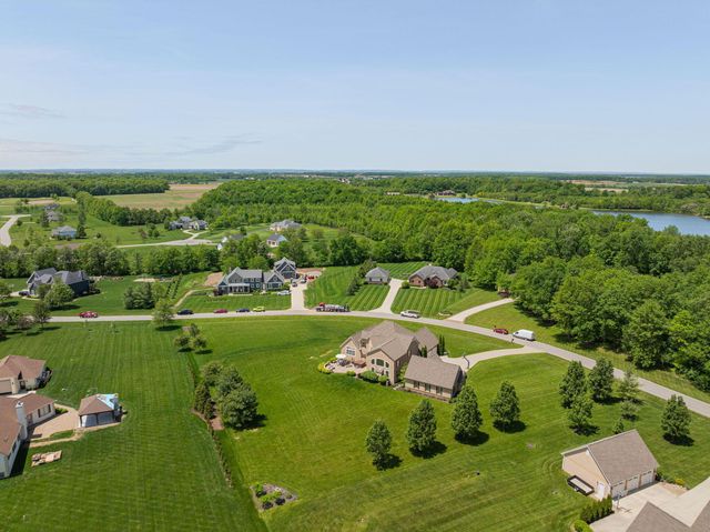 16725 Raintree Drive, Marysville, OH 43040