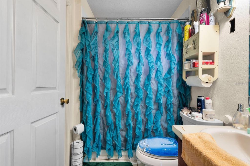 Image 14 of property listing at 614 WASHINGTON STREET, New Smyrna Beach, FL 32168