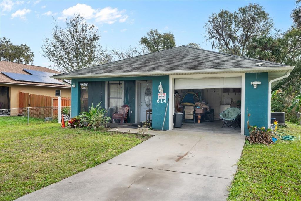 Image 3 of property listing at 614 WASHINGTON STREET, New Smyrna Beach, FL 32168