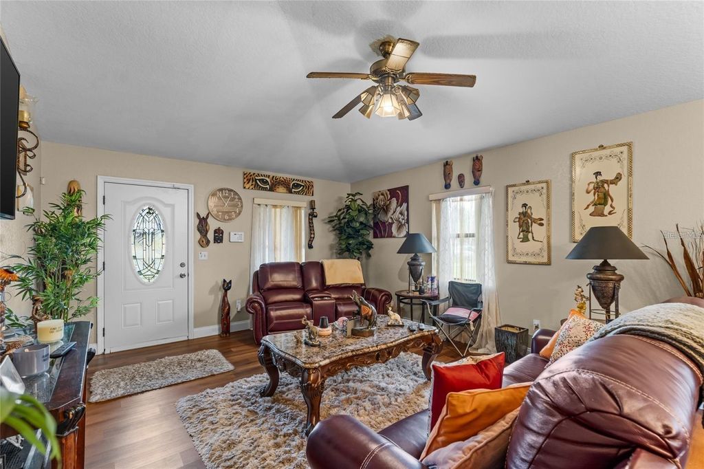 Image 4 of property listing at 614 WASHINGTON STREET, New Smyrna Beach, FL 32168