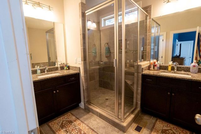 112 Wallburg Fields Lane, Winston-salem, NC 27107