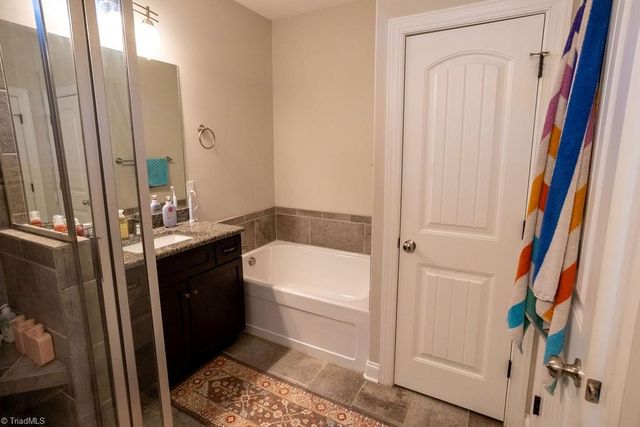 112 Wallburg Fields Lane, Winston-salem, NC 27107