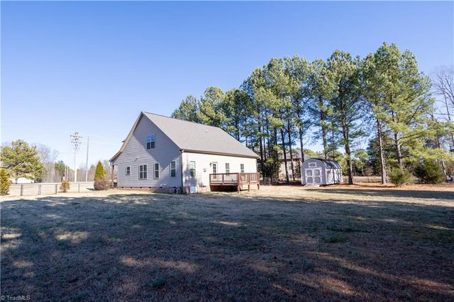 112 Wallburg Fields Lane, Winston-salem, NC 27107