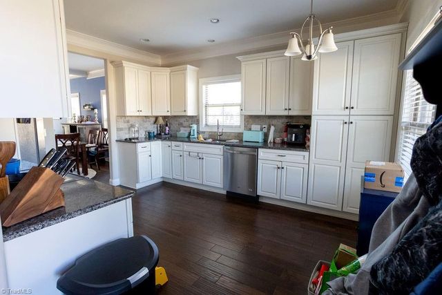 112 Wallburg Fields Lane, Winston-salem, NC 27107