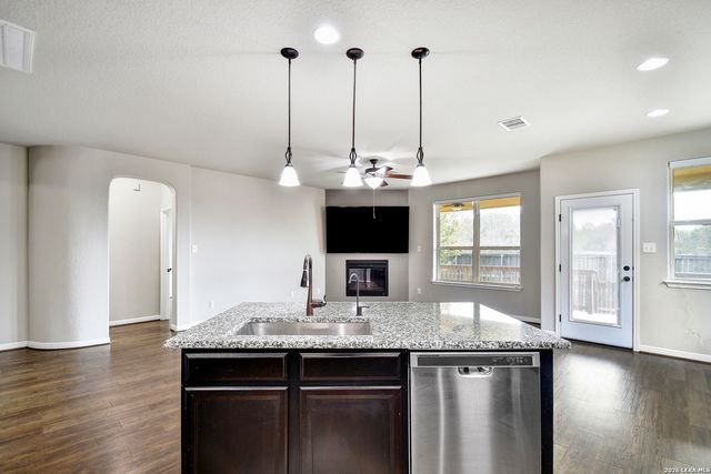 10622 Alys Way, San Antonio, TX 78213