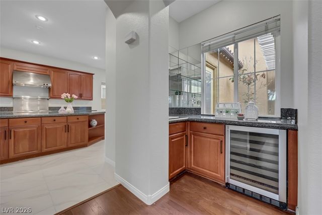 7970 Carson Creek Street, Las Vegas, NV 89113