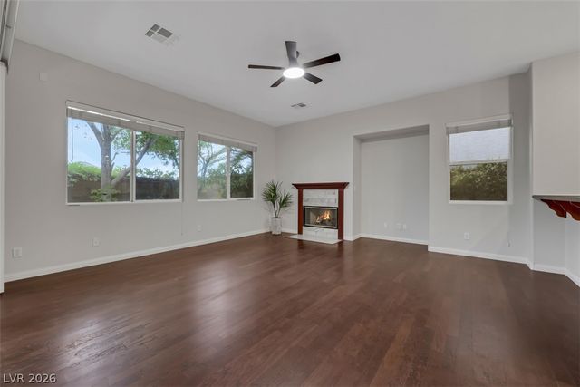 7970 Carson Creek Street, Las Vegas, NV 89113