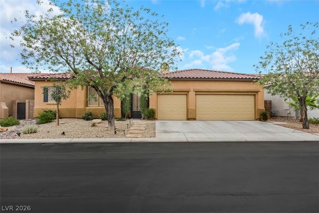 7970 Carson Creek Street, Las Vegas, NV 89113