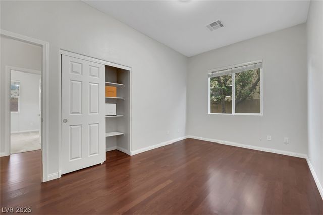 7970 Carson Creek Street, Las Vegas, NV 89113