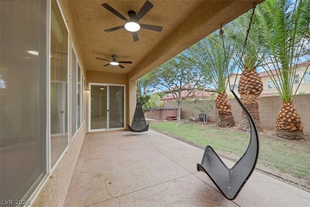 7970 Carson Creek Street, Las Vegas, NV 89113
