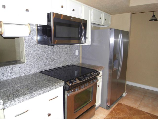 14911 Wunderlich Drive 1108, Houston, TX 77069