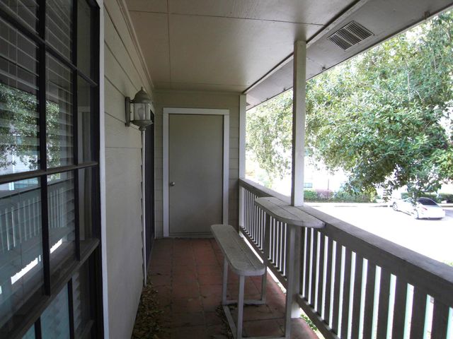 14911 Wunderlich Drive 1108, Houston, TX 77069