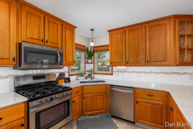 5909 Simon Drive SW, Wyoming, MI 49418
